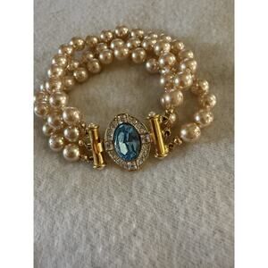 Vintage Nolan Miller 3 Strand Faux Pearls Empress Bracelet Blue Stones Clasp